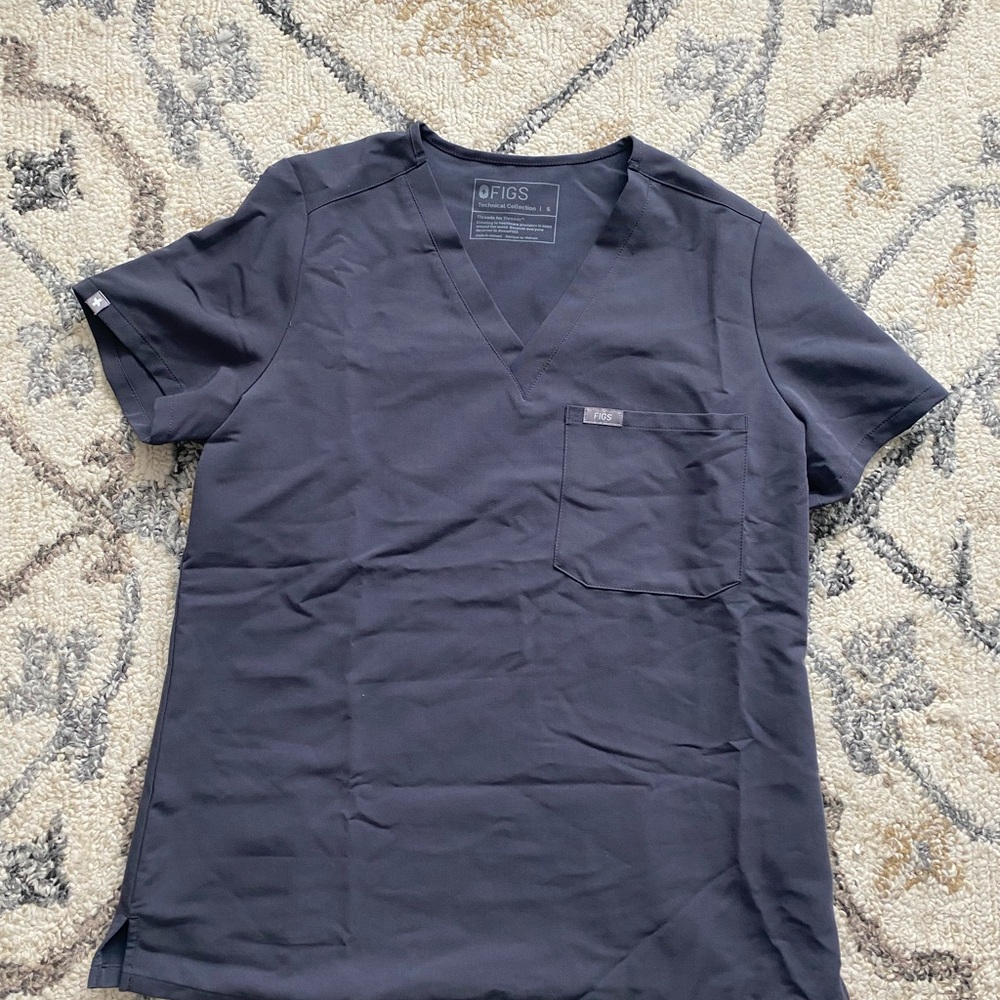 FIGS Gray Scrub Top